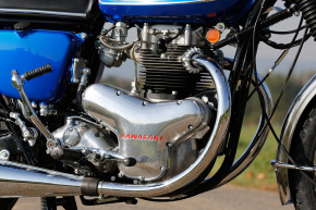 kawasaki-w1-1966-blau-09