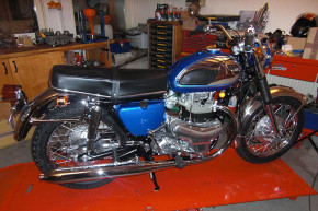 restauration-kawasaki-w1-1966-20
